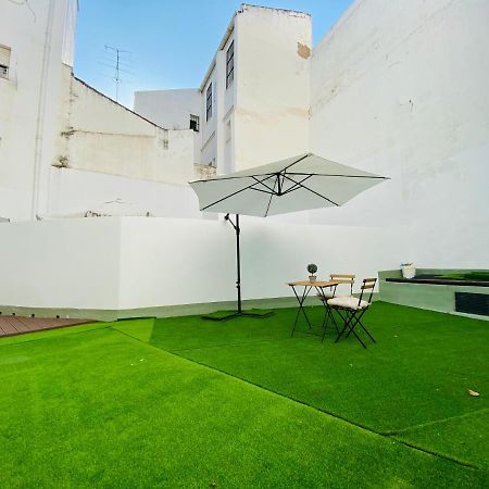 Clb F. Rubio Apartment Sevilla Bagian luar foto