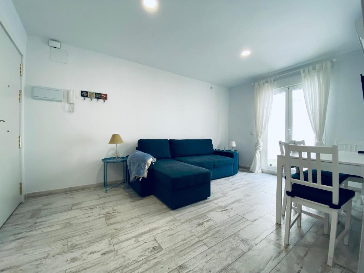 Clb F. Rubio Apartment Sevilla Bagian luar foto