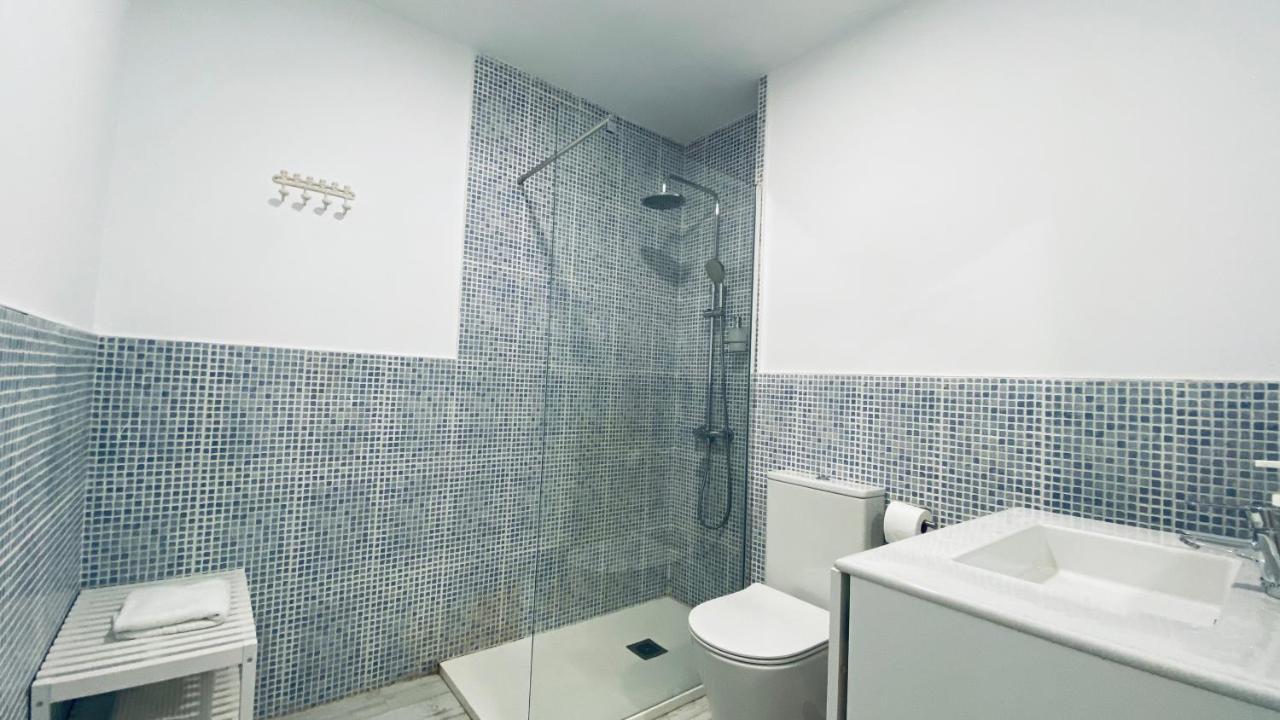 Clb F. Rubio Apartment Sevilla Bagian luar foto