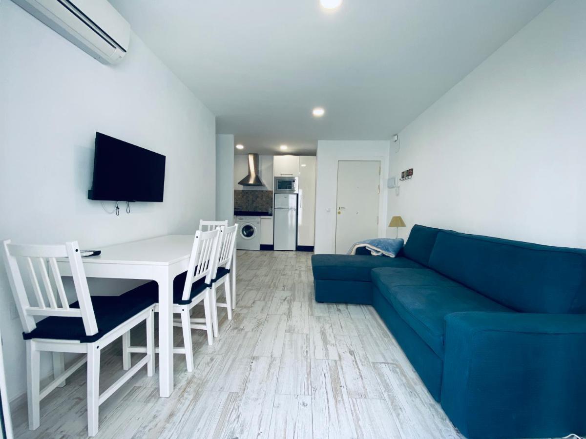 Clb F. Rubio Apartment Sevilla Bagian luar foto