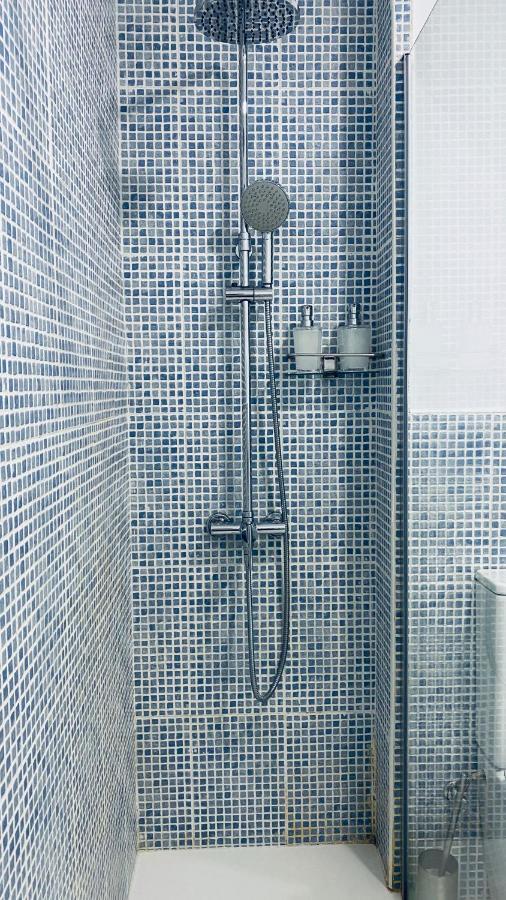 Clb F. Rubio Apartment Sevilla Bagian luar foto